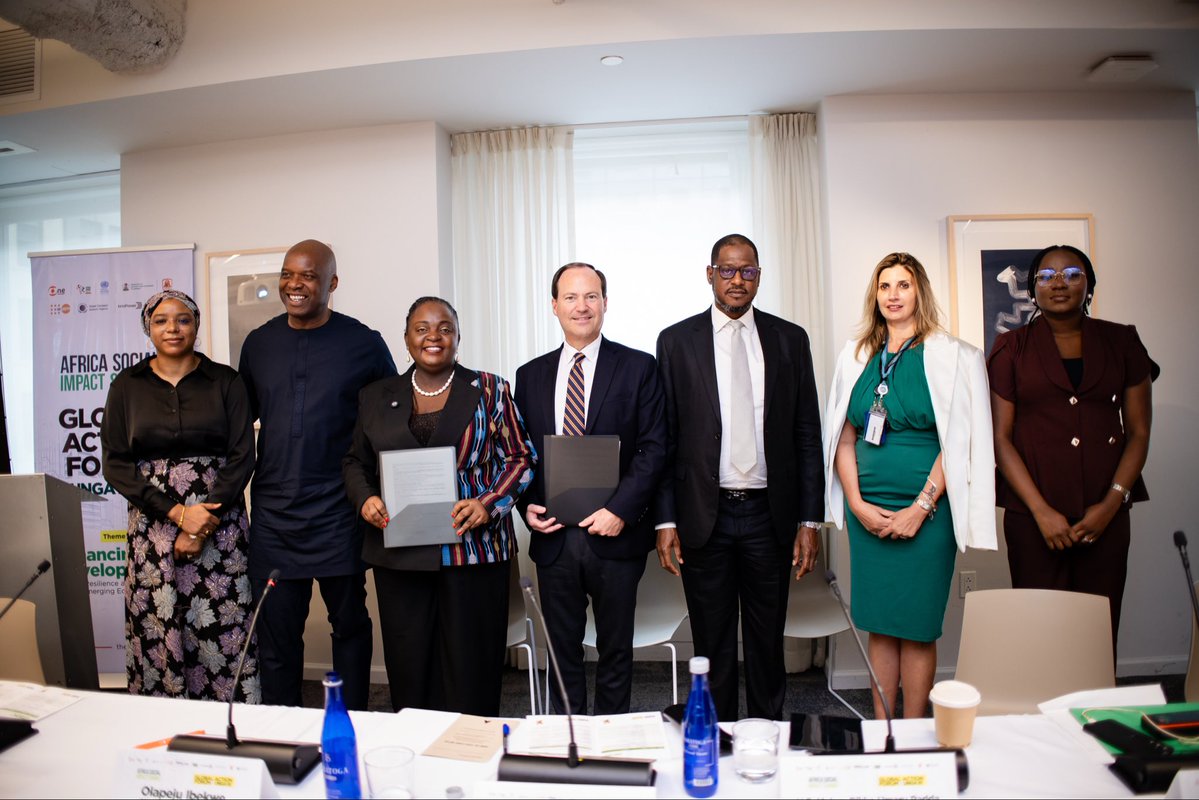 NWGFsecretariat's tweet photo. At the ASIS Global Action Forum in New York, NWGF spotlighted the Northwest’s investment potential, global partnerships and path to sustainable growth.
Seven States. One Region. A Shared Investment Future.
@eimmei_ @dikko_radda
#NWGF #UNGA81 #InvestInNorthWest https://t.co/t1hrBlm3nT