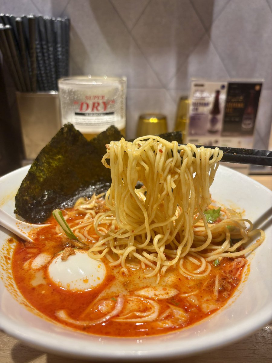 ken__0817's tweet photo. 初の一風堂🍜極からか麺🔥

辛さとコクの黄金比かも🫢

 #Ippudo 
 #JapaneseRamen https://t.co/lNHLPTVwFB
