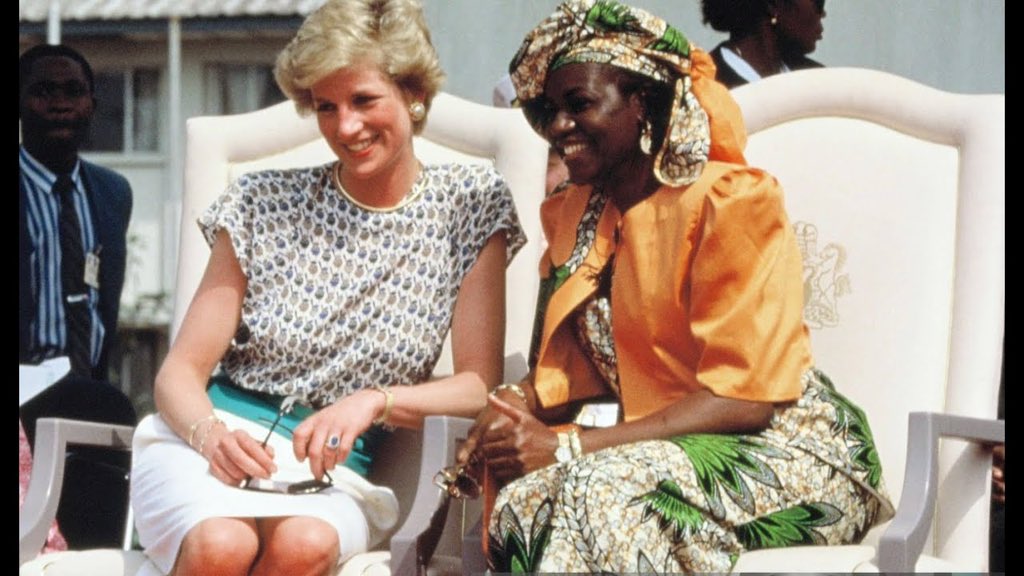 Usmanashafe's tweet photo. 16th March 1990

Maryam Babangida welcomed Princess Diana to Nigeria 

Aura for Aura in this pictures 😁 😎 https://t.co/fKzFdlv2w1