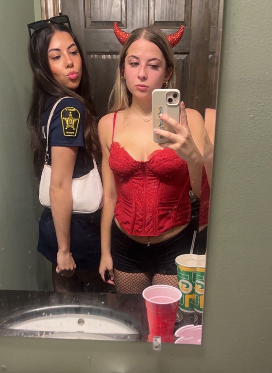 _payylilyy's tweet photo. drain your wallets https://t.co/10VjW5MXus