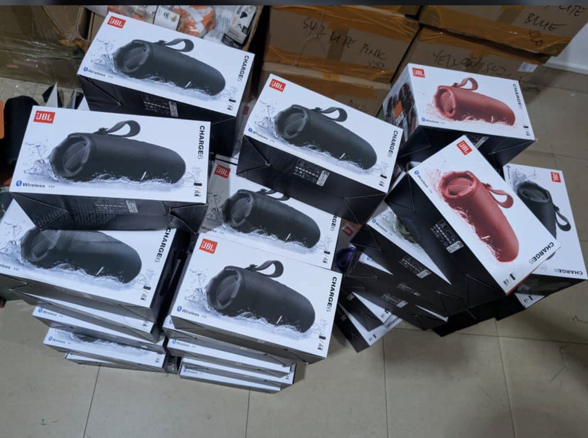 KwabsGroups's tweet photo. JBL Charge 6 
Quality Sound 
🏷️ GHC 450
0240418185 https://t.co/HrCZIOE7v2