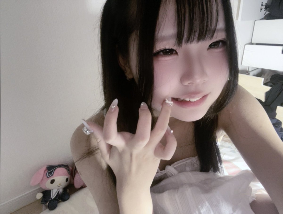 happyjenn2020's tweet photo. 私のメスガキ声きいて抜いてよ。 https://t.co/RhqGqrEEy9