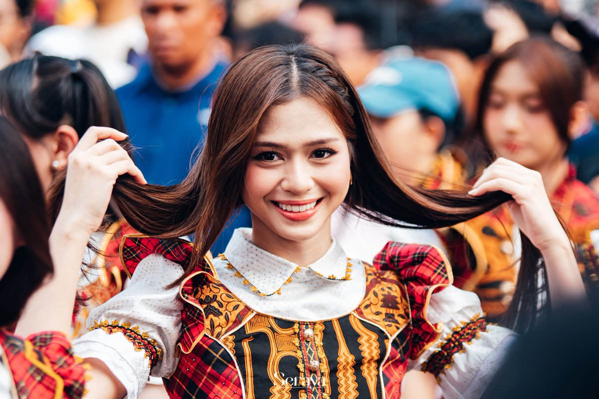 Seraya2607's tweet photo. lutchunyaaa oyyyyy 🥰😆

@I_KathrinaJKT48

260920 - Shooting MV Ayo Tersenyumlah
#SerayaKathrina #KathMis https://t.co/rHokNLxtoi