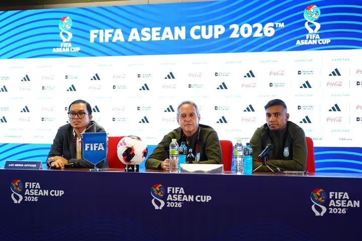 thebafufe's tweet photo. Photos from the pre-match press conference of the FIFA ASEAN Cup 2026. 🇧🇩⚽

Present at the press conference were Thomas Dooley, head coach, and Jamal Bhuyan, captain, of the Bangladesh National Football Team.

#BFF #BangladeshFootball #FIFAASEANCup2026 https://t.co/pE5KkcyBJG