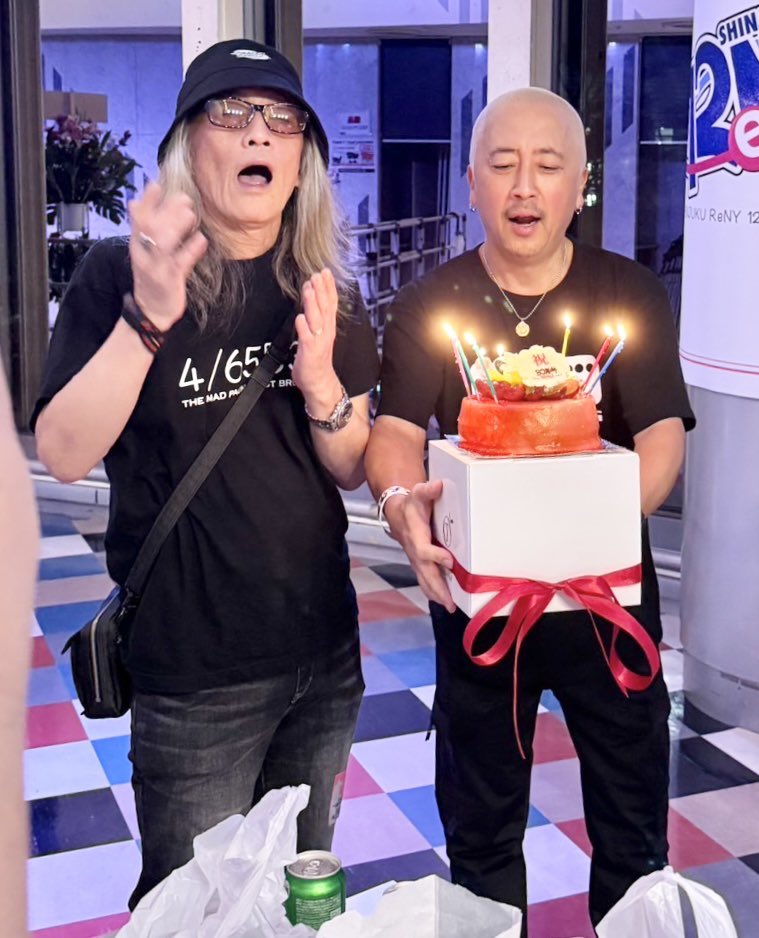 garuzow's tweet photo. マッパチライブリポストが続きますが、とにかくみんなのお陰で成功したライブなのでご理解ください。寺門ジモンよりウザかったら「リポストをオフ」で対策よろ🤘 https://t.co/ff8n8NPjZY