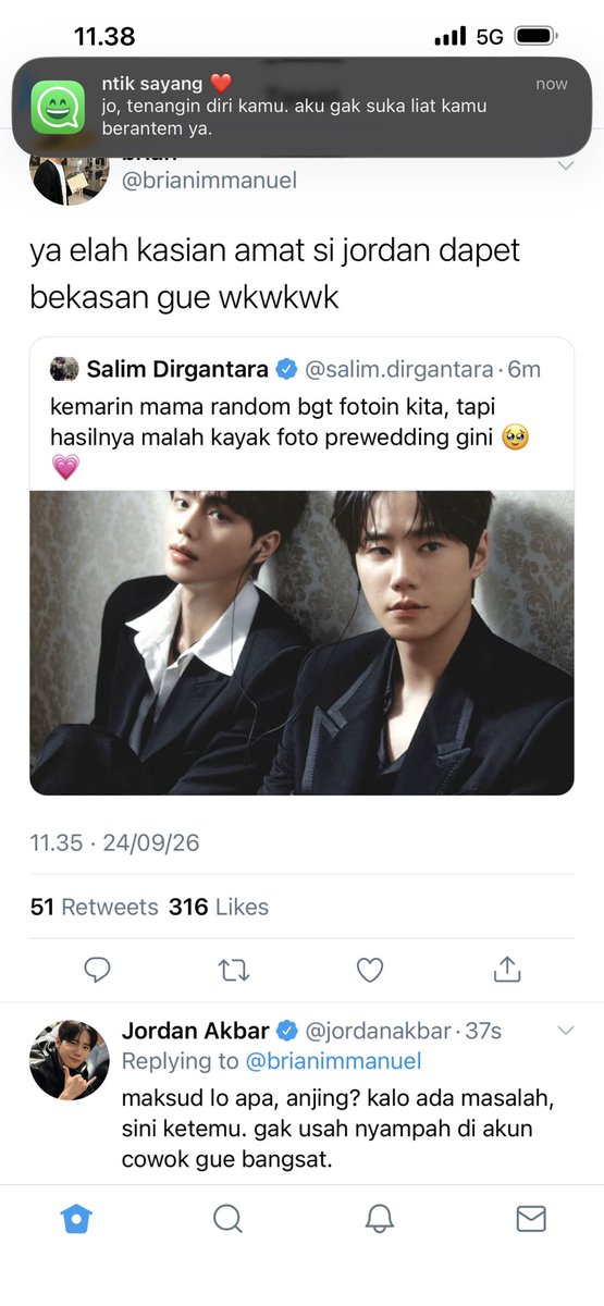 donsteacup's tweet photo. junkang au, si brondong ngamuk besar ketika kakak ntik direndahin orang lain di sosmed. https://t.co/fhho3PombH
