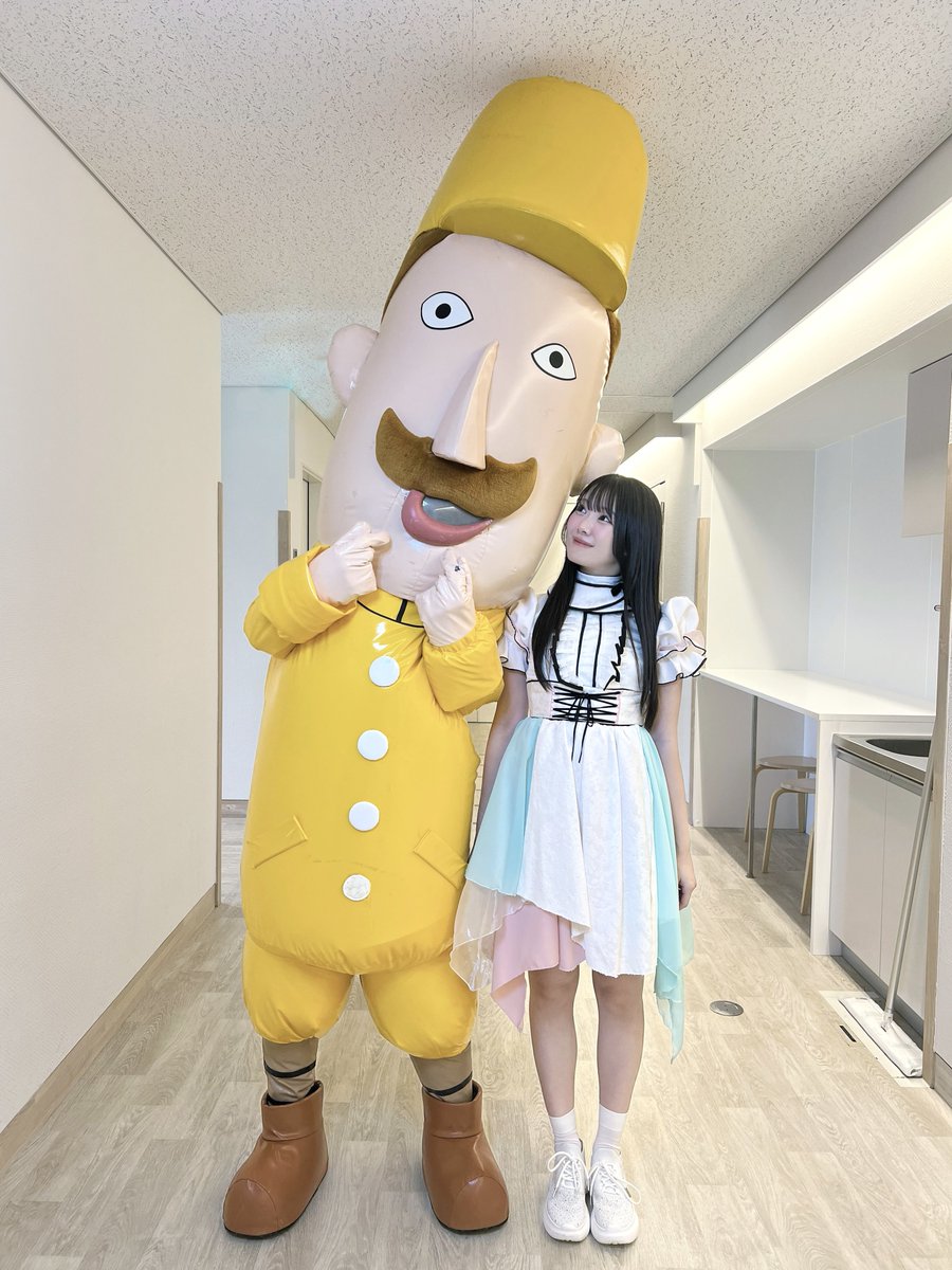 takahashimari15's tweet photo. レルヒさんは天井すれすれだった https://t.co/HELSLTaw8Q