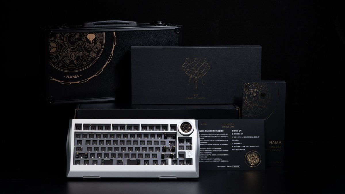 Wuque_studio's tweet photo. Meet the Wuque Nama Classic Series. Elegance built for your desk setup. Crafted with a mechanical dial core, paired with luxury packaging. Level up your desk aesthetic.

#Wuque #WuqueStudio #NamaClassic #DeskSetup https://t.co/KfzQDQXZQ2