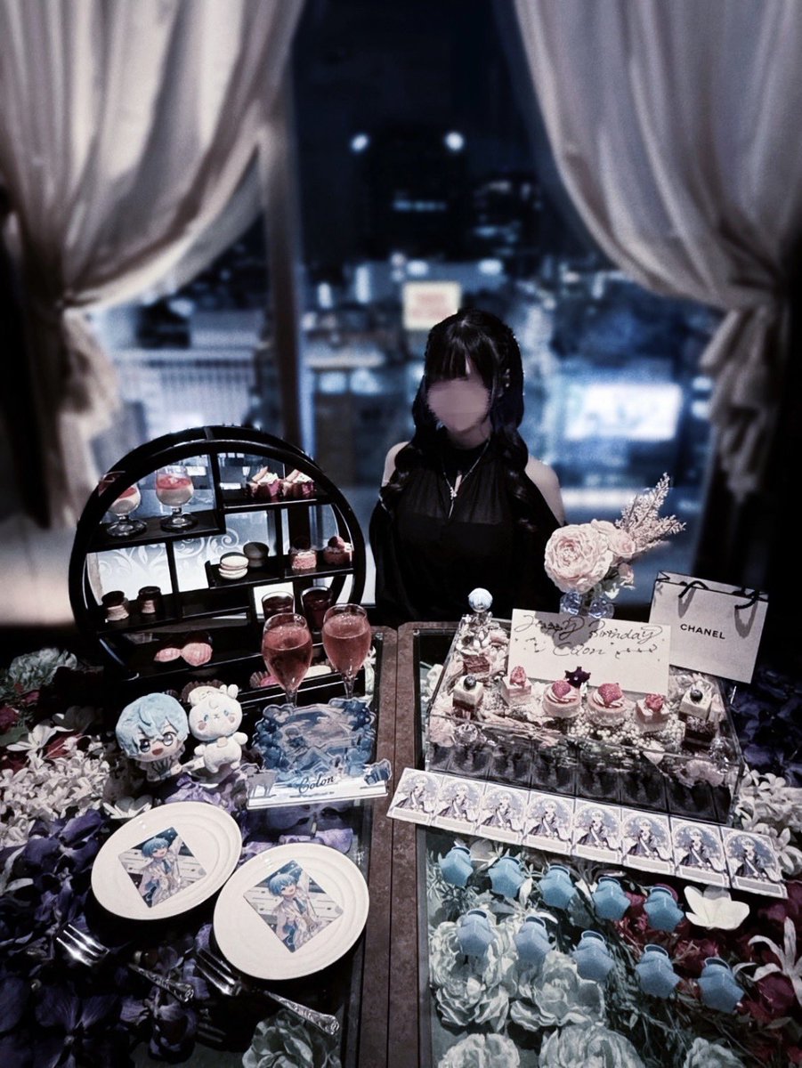 5yc6qx_'s tweet photo. ⬅️これが
　　　　　　　　　　　　　こう➡️
色味加工1番頑張ったよ＞ ̫＜ ♡ https://t.co/0wmJG6zhVC