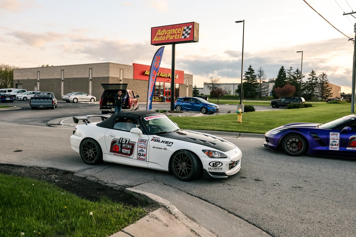 OptimaBatteries's tweet photo. #S2000Sunday with John Laughlin's 2007 #HondaS2000 leaving the local @AdvanceAuto on the road rally during #DriveOPTIMA at #RoadAmerica 2022 https://t.co/mSNbqXASWE https://t.co/0gDbEyflnx