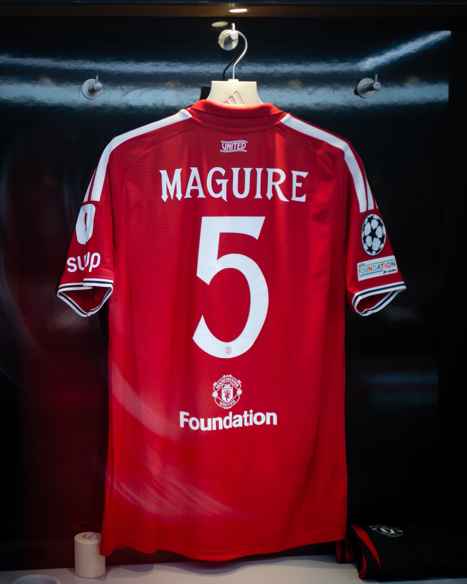 MU_Foundation's tweet photo. Two weeks ago today 🔁

A special night for the Foundation as our logo featured on @ManUtd’s famous red shirts for the first time, in the Champions League 🤩🔴

#MUFC | #UCL https://t.co/g3yskZrilN