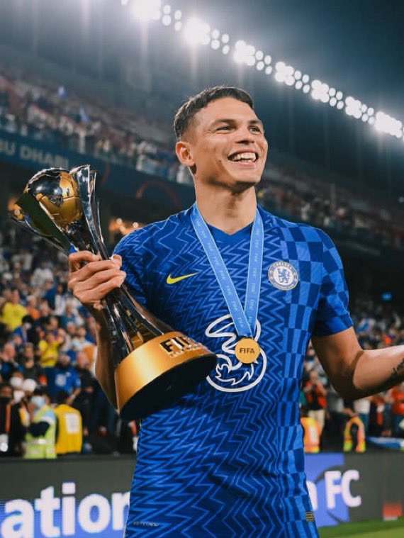Jerrankingmedi9's tweet photo. Prime for prime 

It’s safe to say Rîø Ferdinand is an absolute UNDERDOG when it comes to Thiago Silva. https://t.co/OuPAdo8Nfd