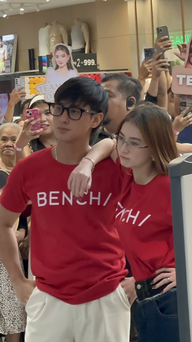 cutieyabmat's tweet photo. @benchtm Seated for #JMFyang https://t.co/0oGdrqUHur