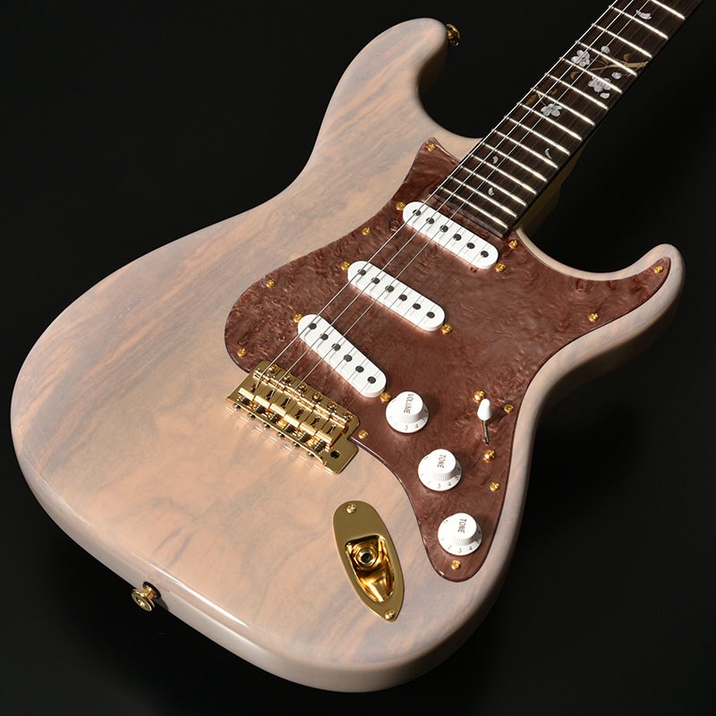 shinsyuguitar's tweet photo. MOMOSE MC-Sakura/R G　Whiteblond　S/N :22906

信州ギター祭り2026SHOWMODEL
かわいすぎ！！！！！！！！！！！

Body Top : Sakura
Body : Alder 2P
Neck : Maple
Fingerboard : Indian Rosewood https://t.co/u3ZipyKbnM