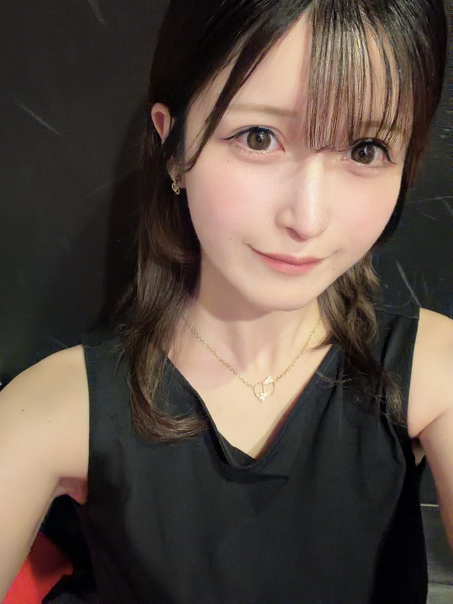 sakura_miki96's tweet photo. お久しぶりです。お顔置いとくっ⁽˙꒳˙⁾ https://t.co/f4vUVdF7cU
