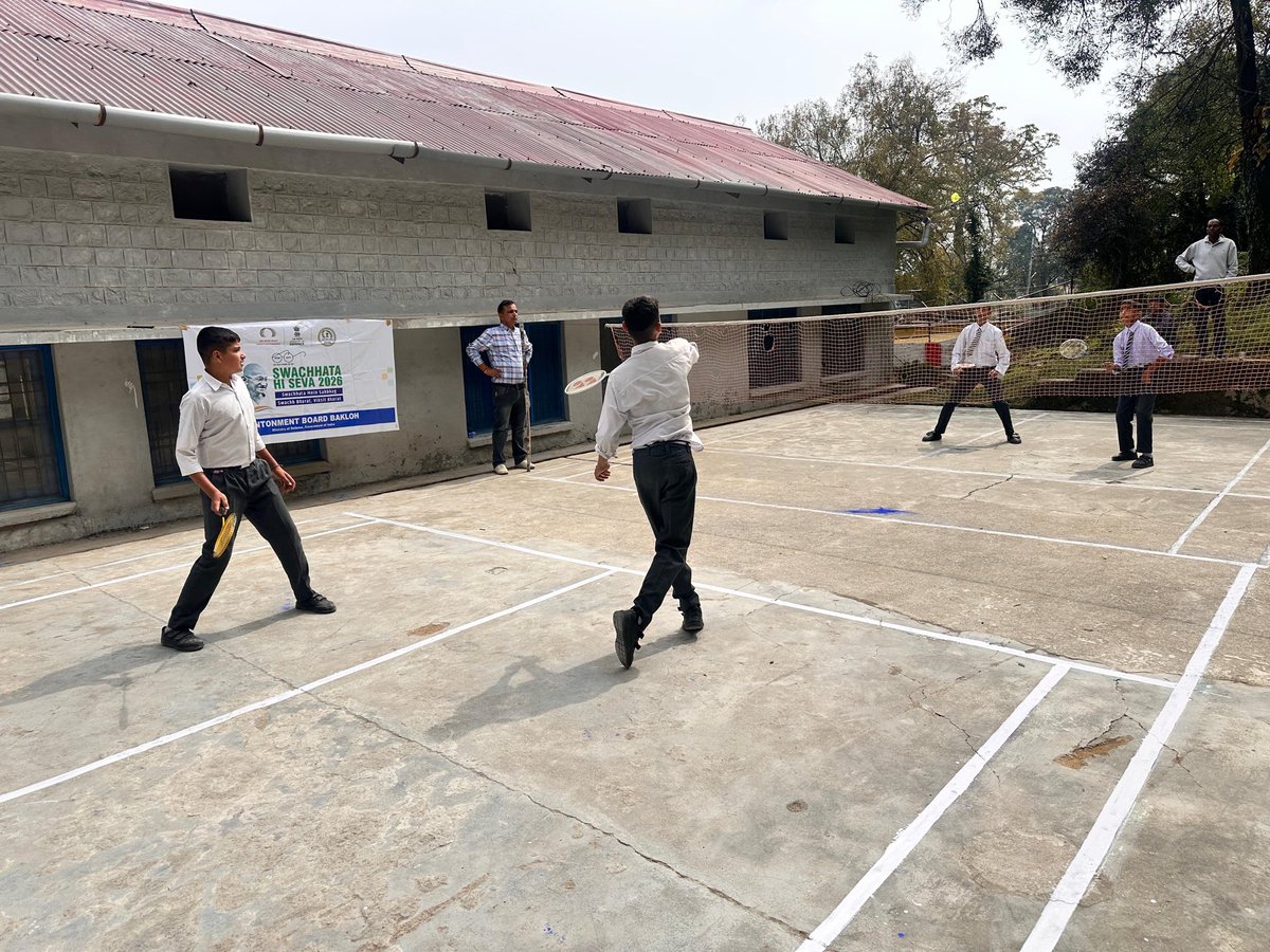 CBBakloh's tweet photo. Cantonement Board Bakloh organised Sports for Swachhata to Cantonment Board High School students as a part of ongoing SHS2026 campaign.#SHS2026 #SwachhataHiSeva2026 @sbmurbangov @mohua__india @MoJSDDWS @RakshaSampada @pdde_wc @defenceminindia #nidem #ides https://t.co/a10T3Oo9fd