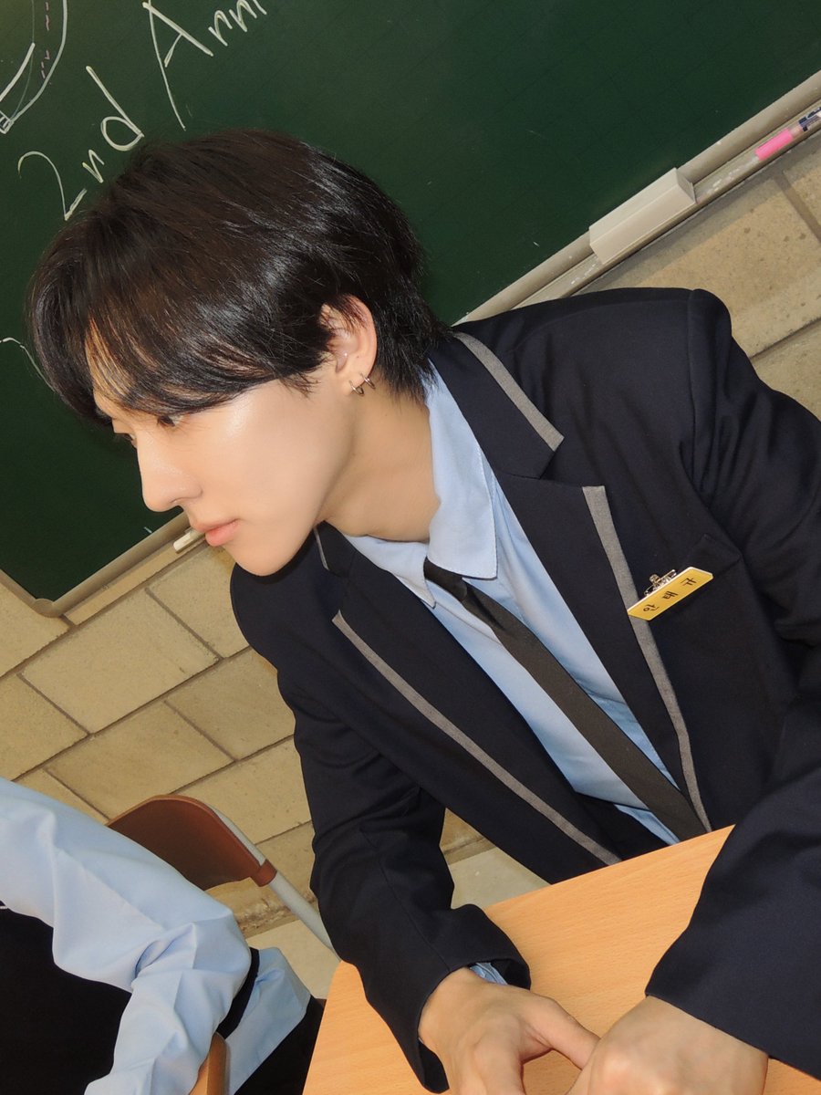lo_pop_lo's tweet photo. 태규야..... https://t.co/ZOBMPeR0pJ