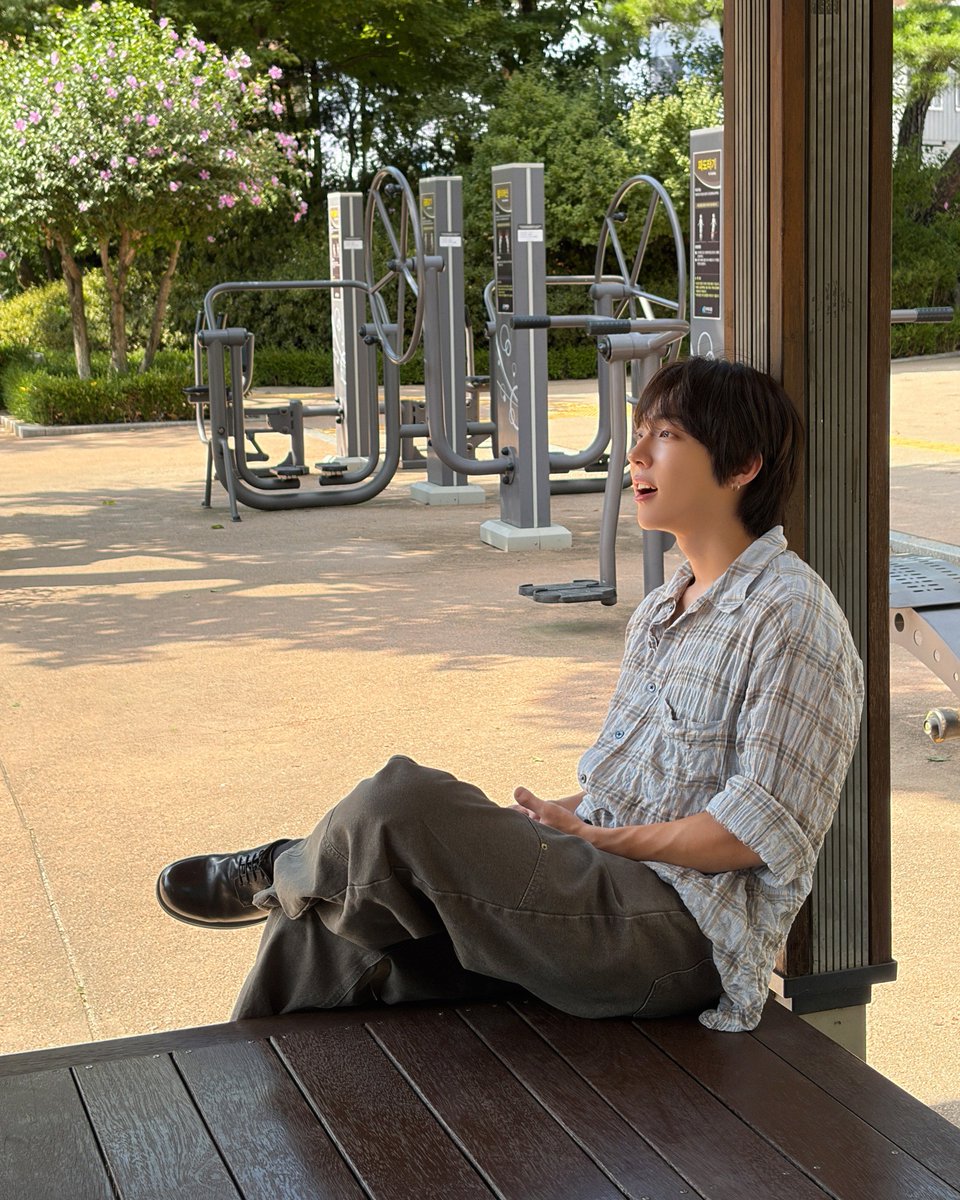 lo_pop_lo's tweet photo. 태규야..... https://t.co/ZOBMPeR0pJ