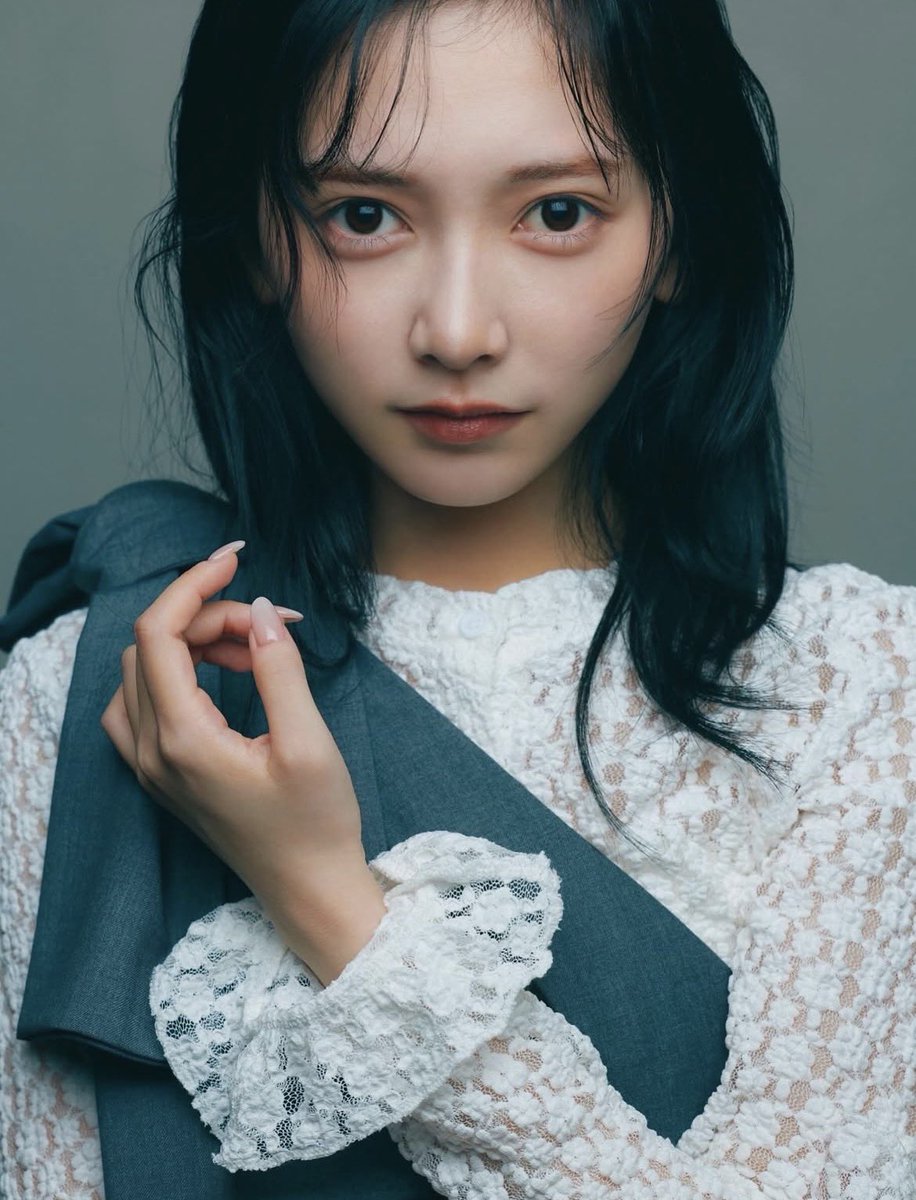nitijy00's tweet photo. 信じられるかこの左右対称の彫刻みたいな顔面
なんなら彫刻作る側の東京藝大在学してるんだぜ
 #乃木坂46  #池田瑛紗 https://t.co/sEO5iAvR1G