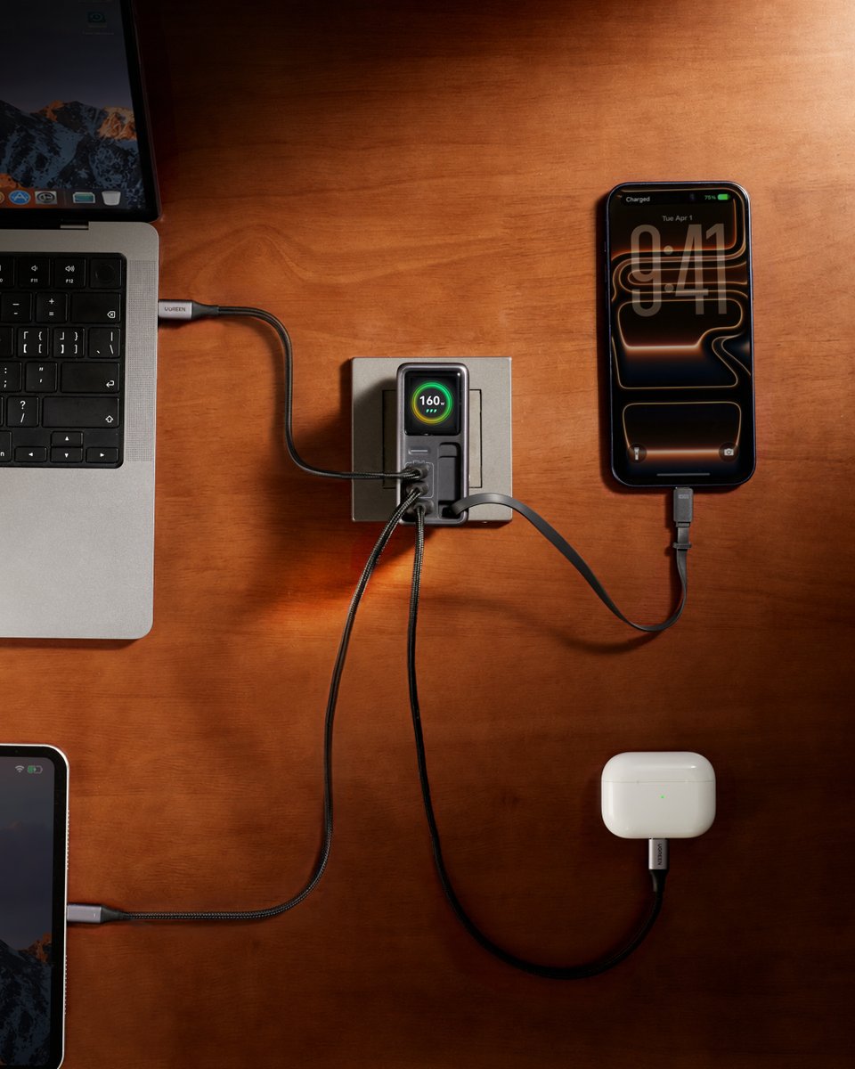 UGREENOfficial's tweet photo. You can't risk your devices running out of battery when you've got work to do, especially when you're on the go.
Make sure your work doesn't stop before you do: https://t.co/sSRuJtg46S
#UGREEN #UGREENNexode #UGREENNexodePro #Nexode #tech #charger #fastcharger https://t.co/GLwiapYaxO