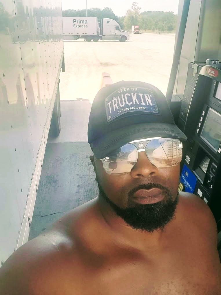 CoryScot1's tweet photo. Grateful for another day!! #TexasMade #KeepOnTrucking 🫡 https://t.co/UI8zvVpgeQ
