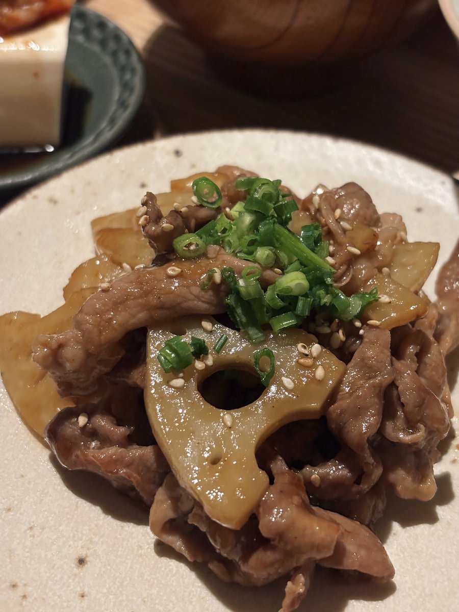 ii_____27's tweet photo. 夜ごはん。連休明けおつかれさまでした https://t.co/ufPIWVenlL