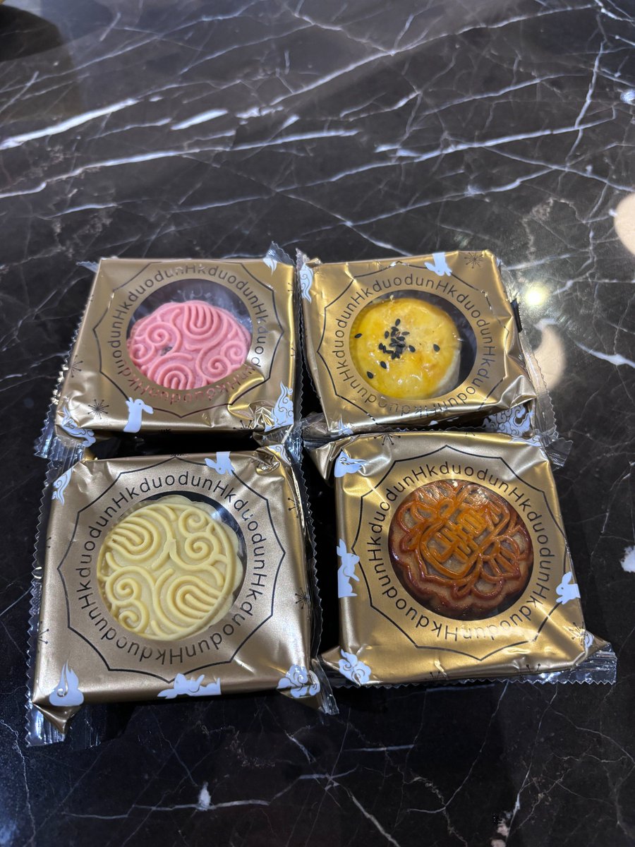 7shangan's tweet photo. 🌕 The Mid-Autumn Festival atmosphere is everywhere in our office! ✨

I’ve got three days off to enjoy the holiday, but if you have any manufacturing needs, feel free to reach out anytime. 😊

Happy Mid-Autumn Festival! 🏮

And don’t forget to enjoy some mooncakes. 🥮 https://t.co/lyY6RuW52w