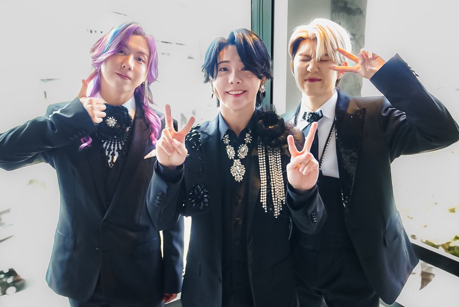 feednet_jp's tweet photo. 🍏✨ 表紙解禁＆予約開始✨

#MrsGREENAPPLE が
『Newsweek（ニューズウィーク日本版）2026年11/24号』に登場🎉

📖 11月17日(火)発売
『Newsweek』でしか見られない
特別なインタビュー＆ビジュアルに注目👀💚

発売前にぜひチェック✨

🔻予約・詳細
https://t.co/zscizr3v5x

#PR #MGA https://t.co/JXbmw9LntH