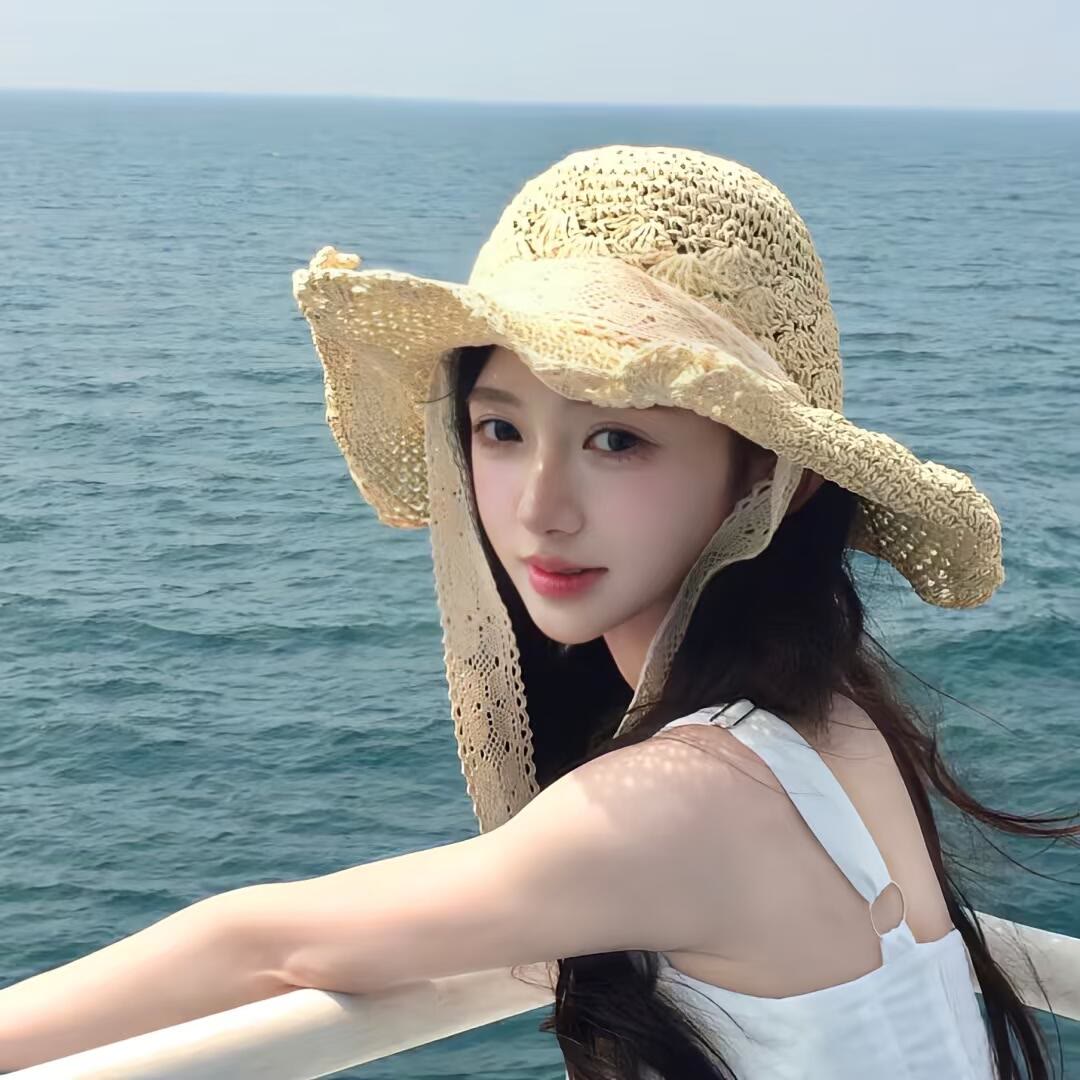 MaliaSilliio's tweet photo. still有同城的吗～平时在常州附近，04年在校女大，身高165cm，体重50kg，想找人聊聊天。同城的可以聊聊will #约炮 #女大 #常州 https://t.co/S4iAyU75aj