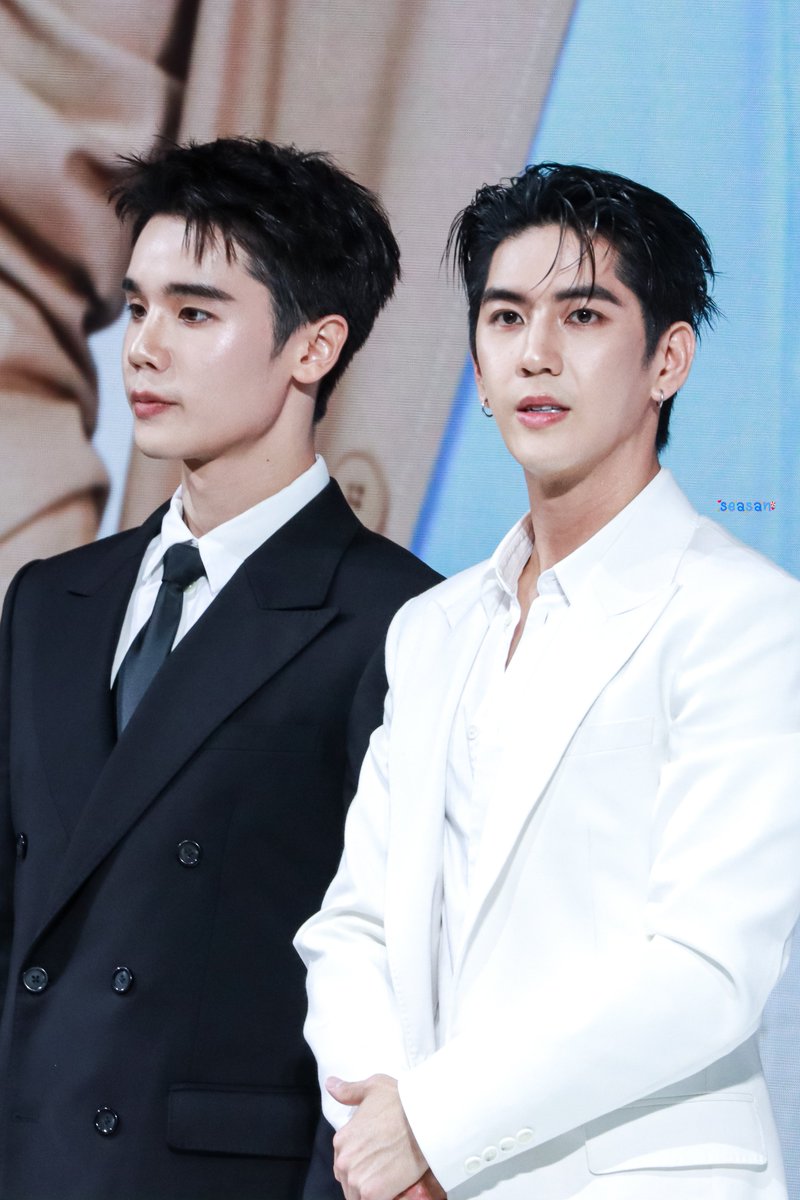 _seasan__'s tweet photo. เหมือนงานนั้นมากเลยแก สูทดำ สูทขาว สูทหล่อด้วยยย

HUAWEI WATCH GT 7 X JimmySea

#HUAWEIWatchGT7xJimmySea
#jimmyyjp #sea_tawinan https://t.co/6RWv3k7LRC