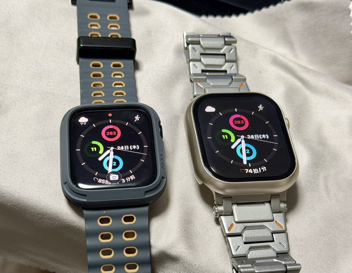 pri_pririn's tweet photo. #AppleWatch12
新機種のスマホとのリンク完了。
新しい方は、日中用途のためケースつけて手持ちのステンレスバンド使いとしました。
（重い）

SE2は在宅時の運動と睡眠測定用途で使い分ける形で2本使い開始します。 https://t.co/vLeIINTym0