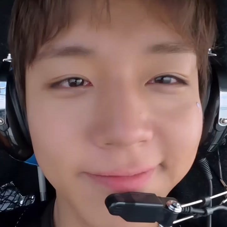 wingwingji529's tweet photo. 홈캠 각도 박지훈을 영원히 수집함
왜냐면 너무 똔가나디잖아 https://t.co/KPlzwjmCUl