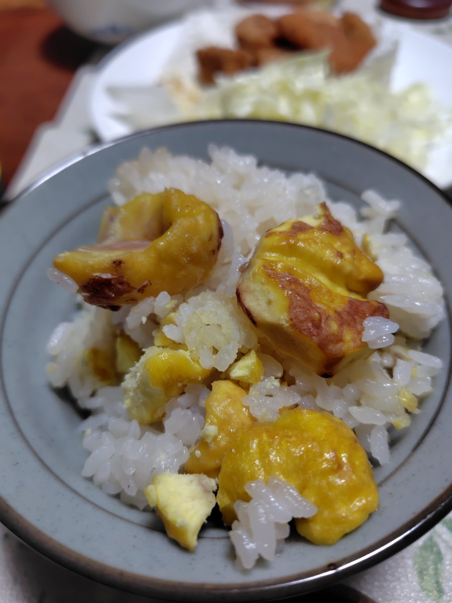 miyopiv's tweet photo. 栗収穫からの〜栗ご飯 https://t.co/0BYfQjkyb0