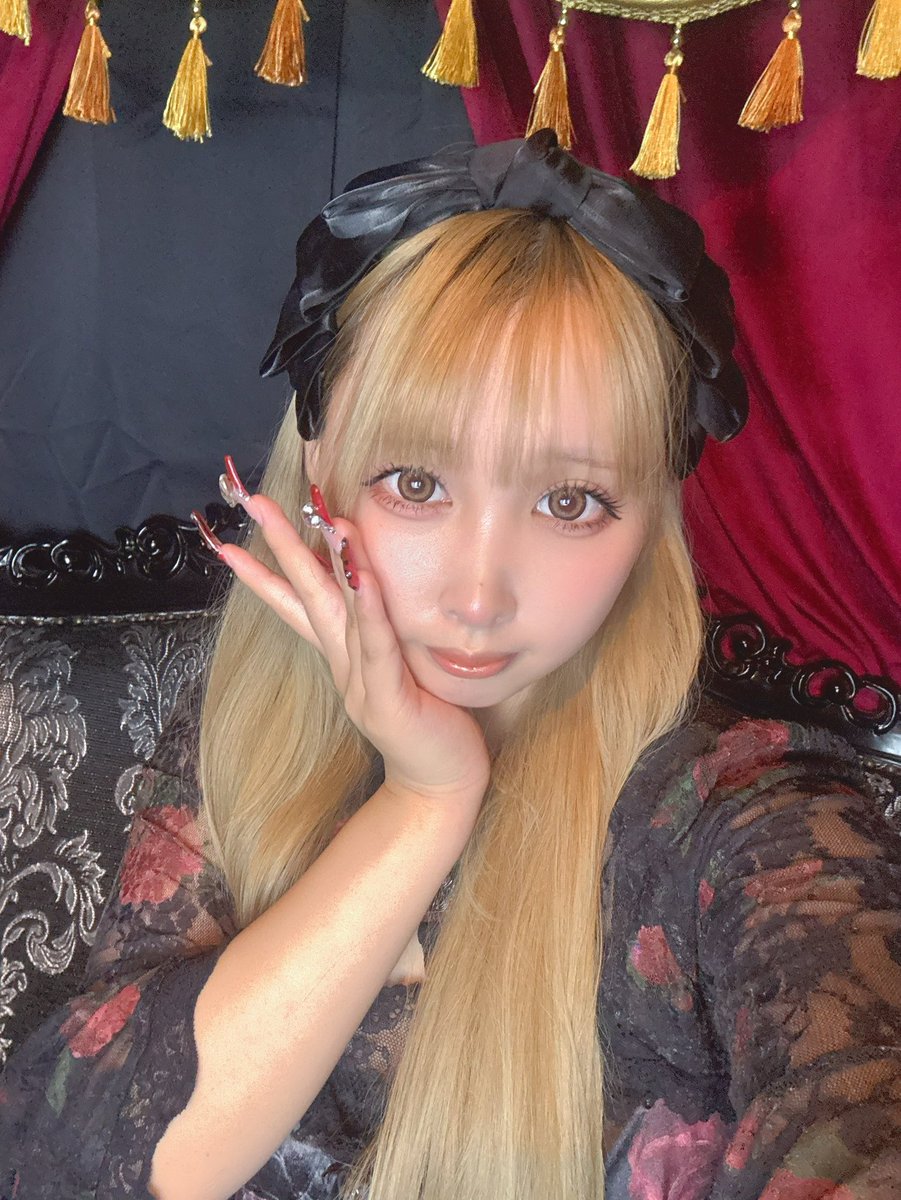 enma_devi_oki's tweet photo. おきゅいん〜❤️‍🔥
ちょい久々お給仕！ういさんとましろたゃとお待ちしております♡ https://t.co/j7sffl21JF