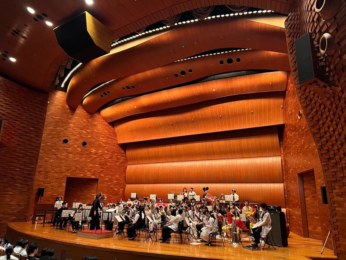 fit_brass's tweet photo. fit_brass [Autumn Concert🎶】
先日開催された Autumn Concertにご来場いただき、誠にありがとうございました
今年はほぼ満席となる会場でコンサートを開催することができ、団員一同とても嬉しく、感謝の気持ちでいっぱいです✨️
今後とも福岡工業大学吹奏楽団をよろしくお願いいたします！ https://t.co/awAdMAgha2