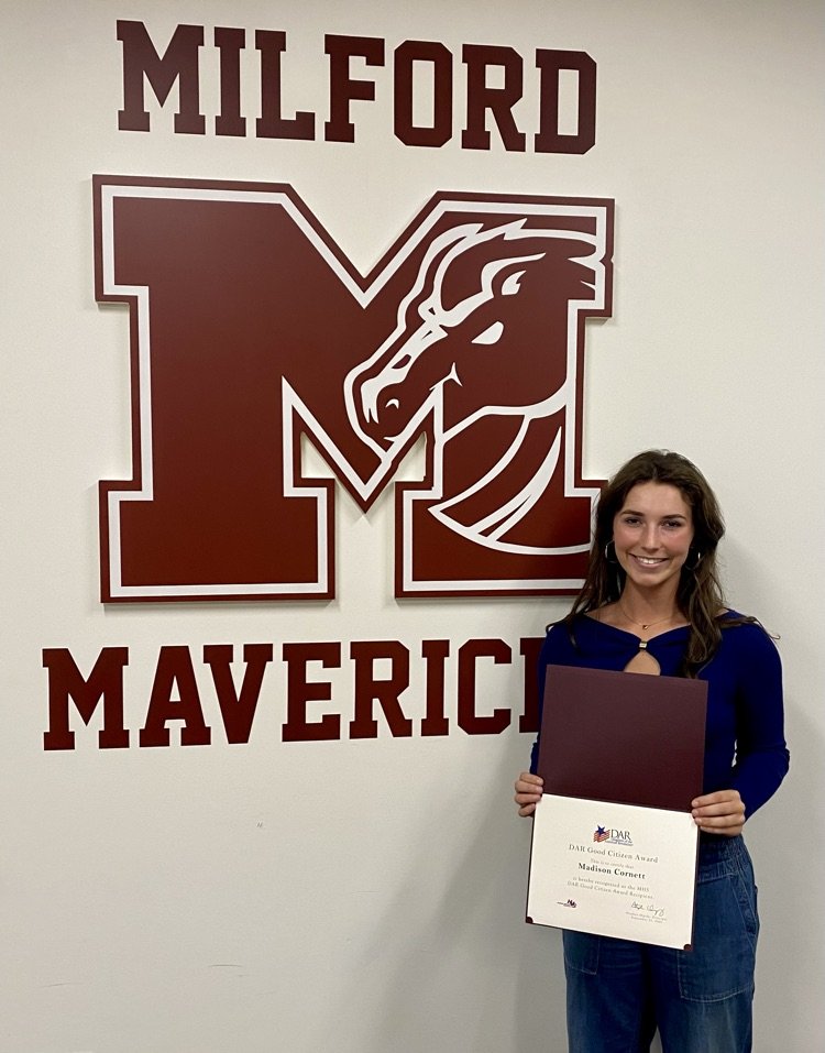 BruceMaverick's tweet photo. Congratulations to Madison on being named Milford's representative for the Daughters of the American Revolution Good Citizens Award! #BeAMAV https://t.co/W5qNhbkaaZ