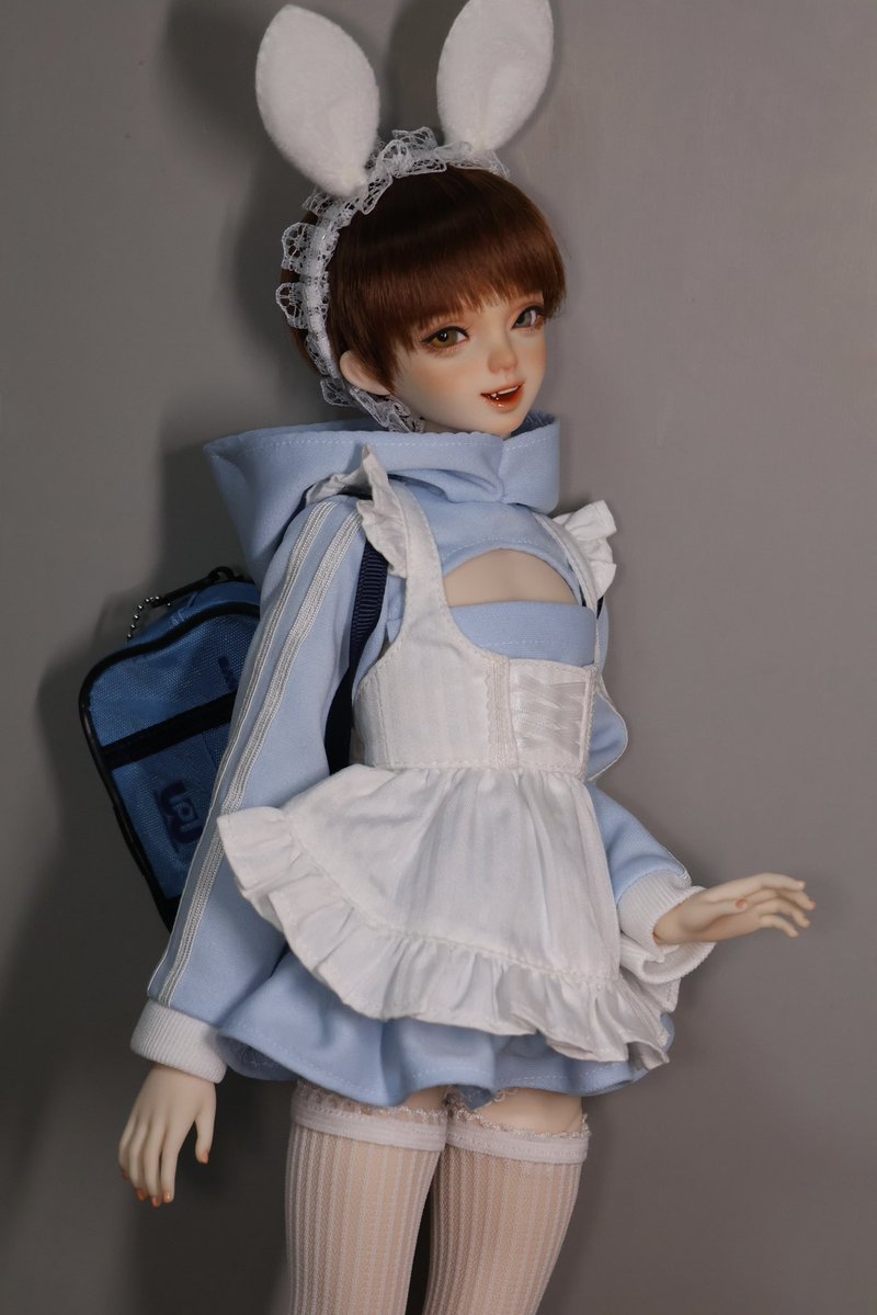 kmtsewing's tweet photo. お腹の短いパーカーすきすき
#うちの子かわいい https://t.co/qbf4LctVpa