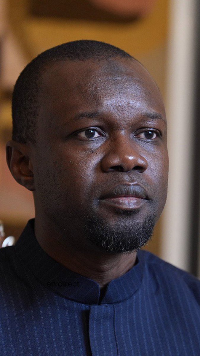 ladyssatou's tweet photo. Dernièrement, j’ai pris l’habitude de suivre le parcours politique d’Ousmane Sonko depuis ses débuts.
Je n’aurais jamais cru le dire un jour, mais je suis devenue l’une de ses plus tenaces admiratrices. Comment ne pas l’être ?

#patriote https://t.co/ghjoaYowRc
