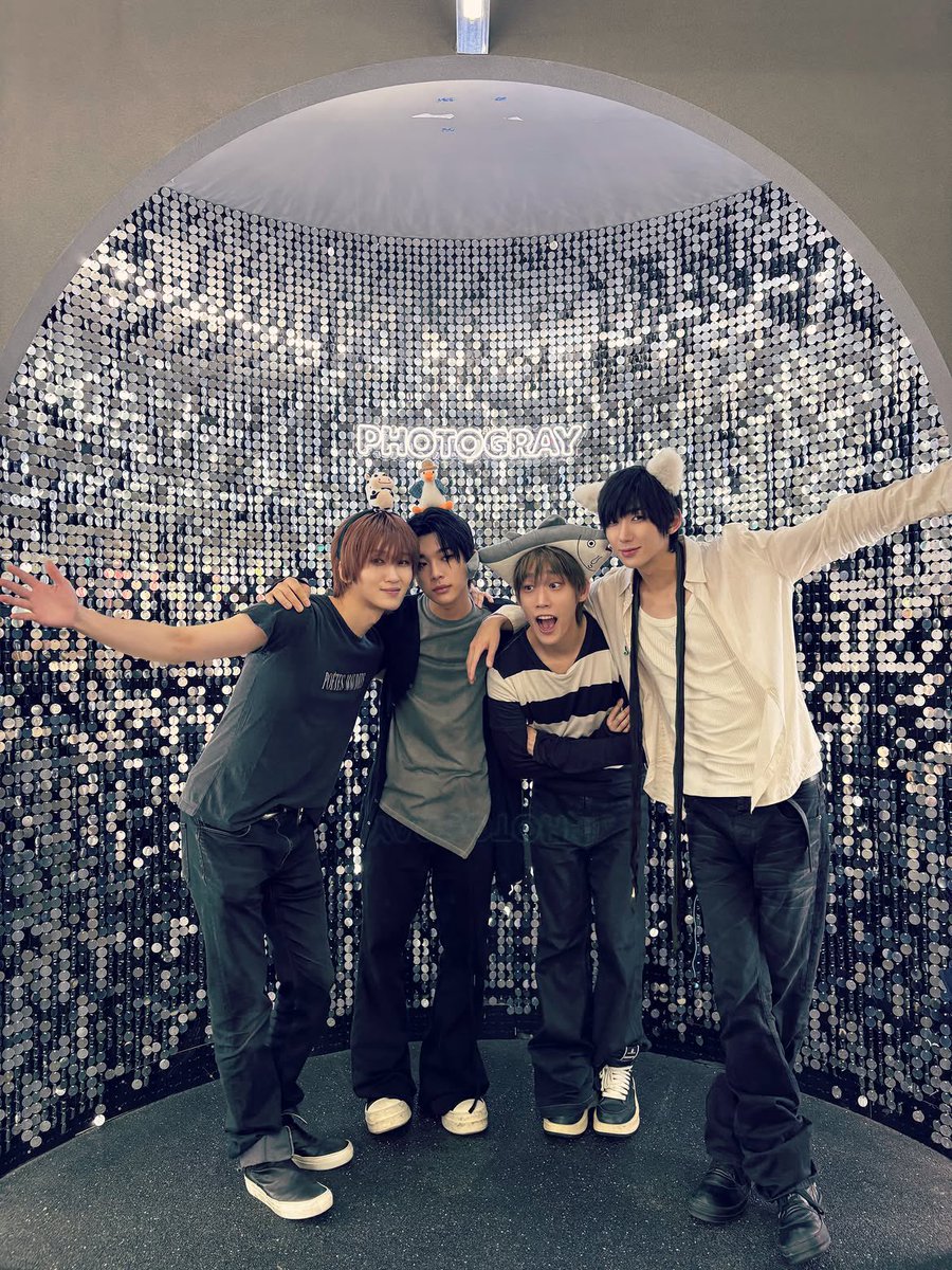 Sz2u__'s tweet photo. 아니진짜적당히하셈... https://t.co/xUSLDqB4a6