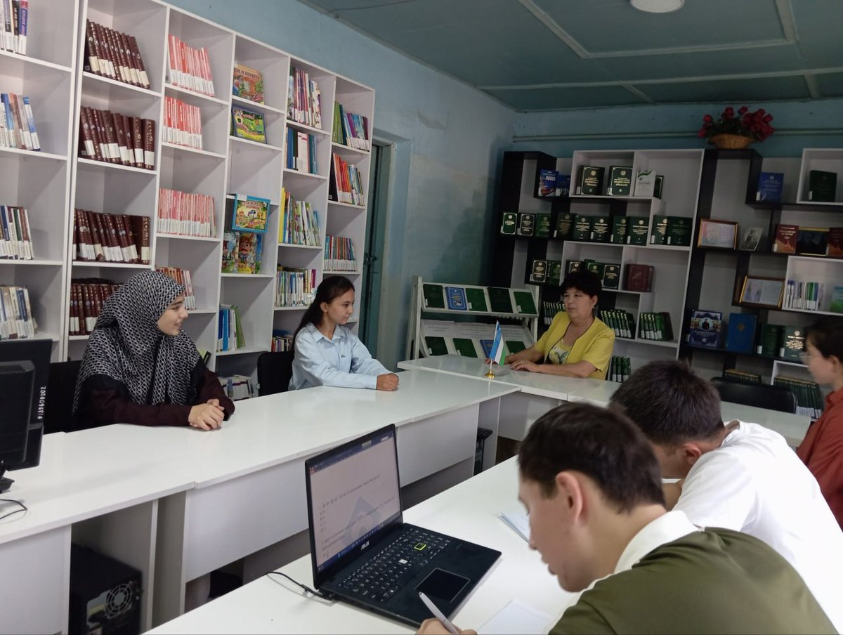 PiskentAKM's tweet photo. 2026-yil 2-iyul kuni "Har payshanba – Yoshlar kuni munosabati" bilan Piskent tumani Axborot-kutubxona markazida "Inson hayotida kitobning o‘rni" mavzusida davra suhbati bo‘lib o‘tdi. https://t.co/BhpGkJ8Ilr