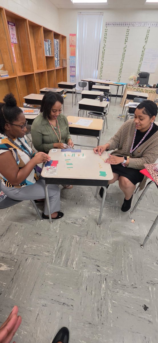 BetinaBryant's tweet photo. A time was had during our redelivery of the @NCTM PD we attended🎉 I was able to redeliver the PD to my 7th grade @DutchtownMs_HCS ❤️We collaborated, shared strategies, cleared up misconceptions during this hands on experience. @Math_HCS https://t.co/GkPve0L5AW