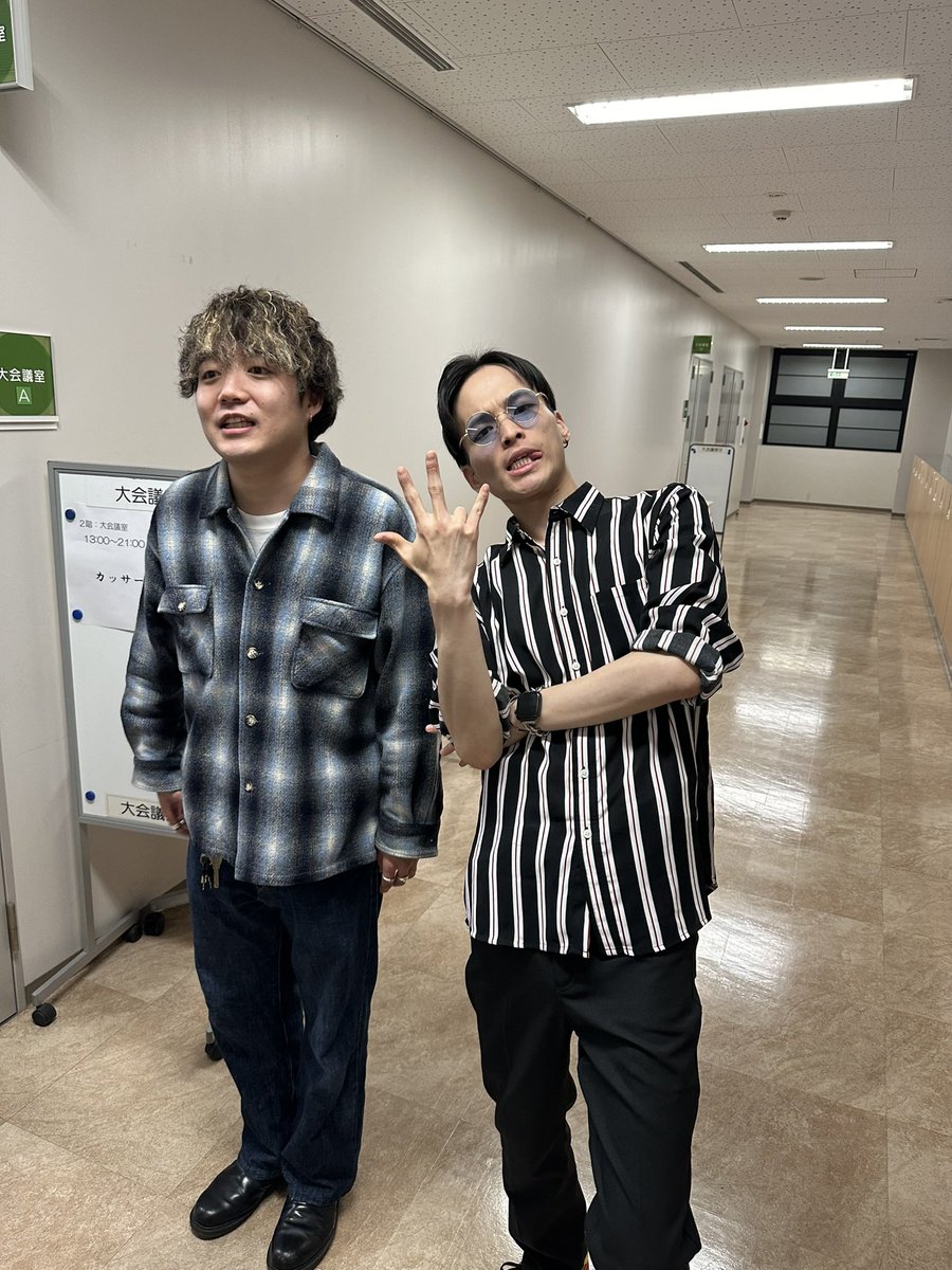 d4_shin_f4's tweet photo. 今日も仕事やるぞ〜！自分の機械は今日で終わりだから大掃除しないとだ💦明日は別の機械を回さないとだから担当の人に余分にやってもらわないとだ笑
今日もみんな1日お疲れ様でした✨
#今日も1日お疲れ様でした https://t.co/OPGrNZM3N2