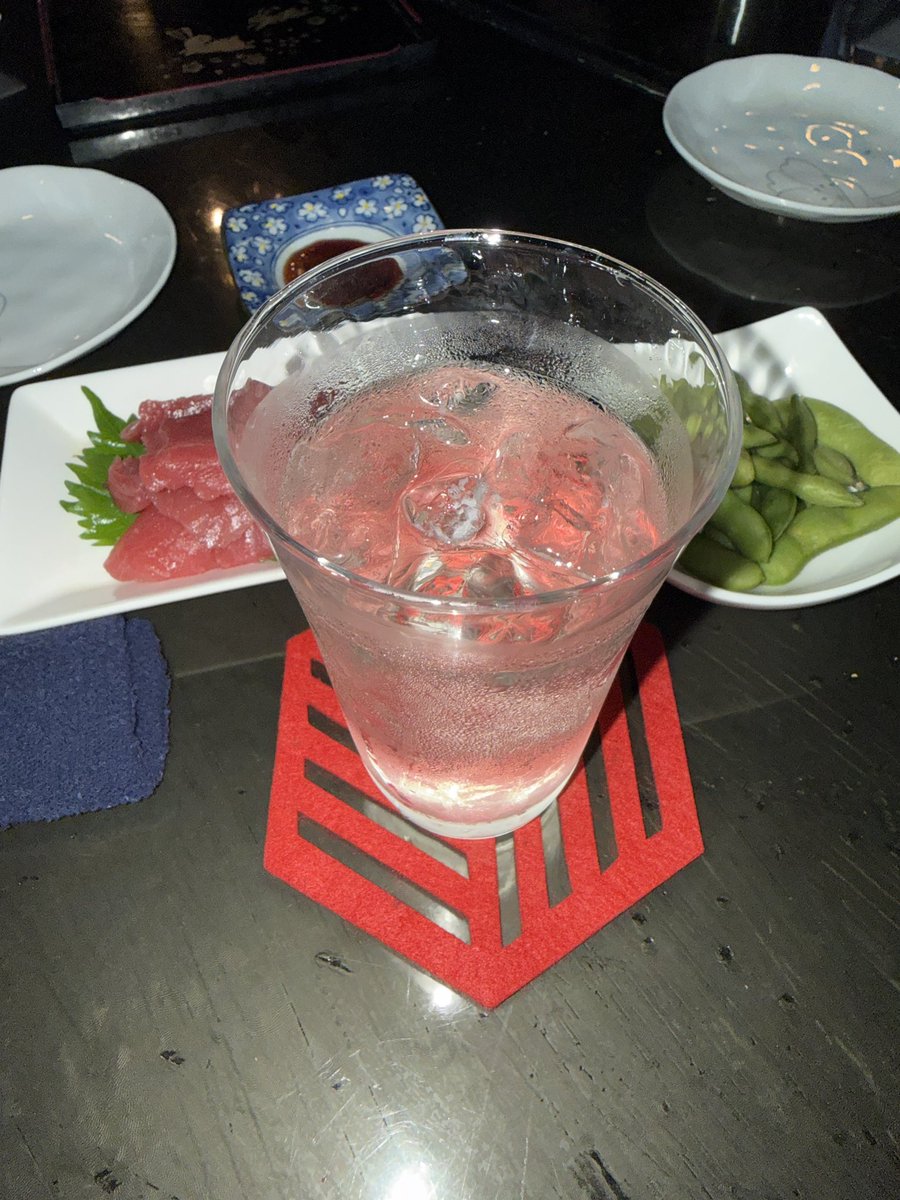 bluehungrylion's tweet photo. 飲むわ https://t.co/AteZ36mLSg