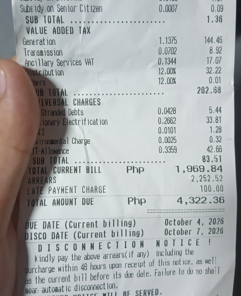mikamae29's tweet photo. Need to lock in and grind really hard because what do you mean our electric bill is ₱4,322 ($70)??? https://t.co/ltAfgdoG1w