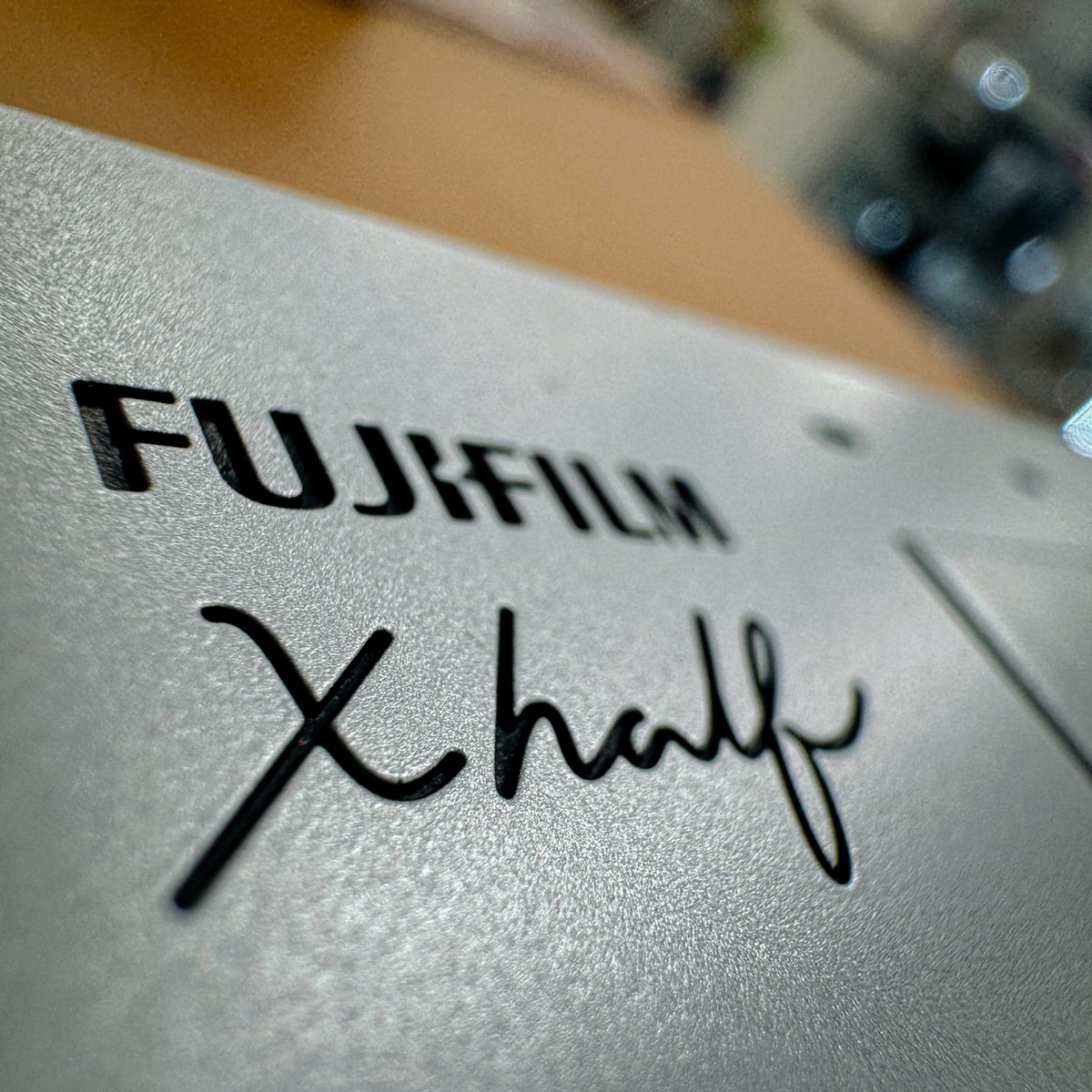 dkcamera2027's tweet photo. FUJIFILM X half
The fun of half-frame photography, reimagined digitally.
Vertical shooting and a film-inspired experience make the X half truly unique.
Classic silver finish
Now available pre-owned!
Tax-free available
#FUJIFILM #Xhalf #DigitalCamera #UsedCamera #Shinjuku https://t.co/1QCEU63LsG