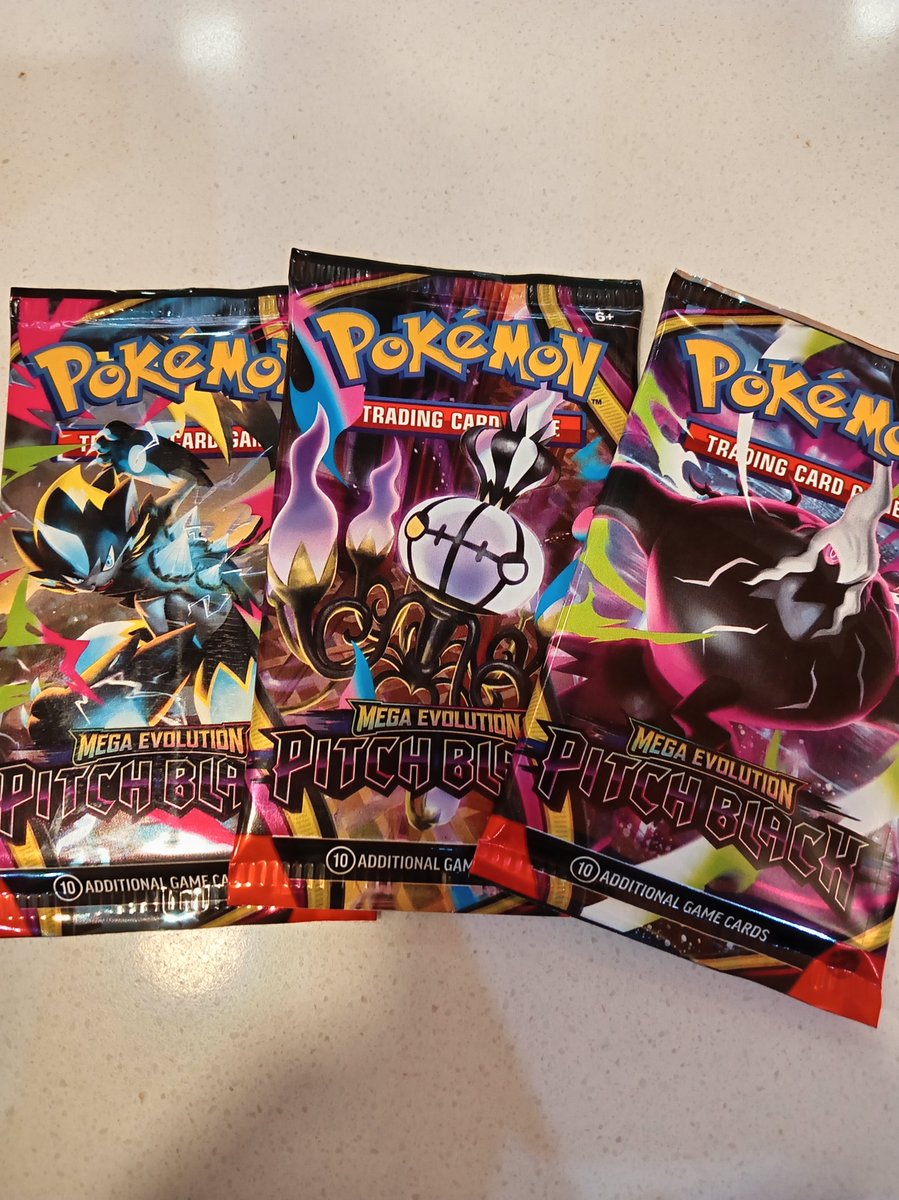 thrim999's tweet photo. got some packs as a reward for shiny eevee https://t.co/3kRWL4rDDm