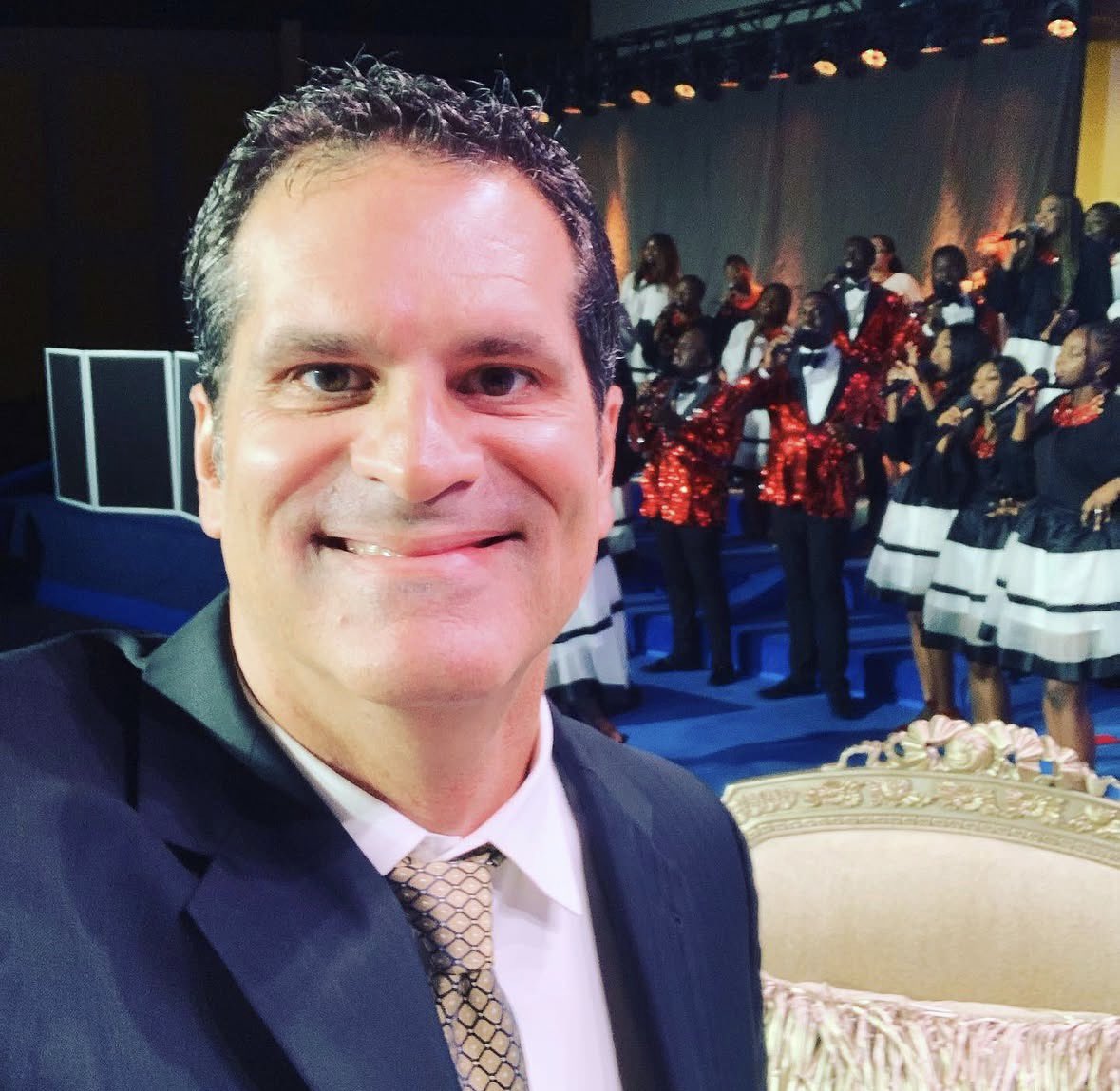 DrMikeSmalley's tweet photo. I started preaching when I was 14 years old.

More than four decades later, I've been in 43 countries and been involved in planting 64 churches.

I've preached to thousands and I've preached to handfuls.

But I've learned this:
The size of the crowd has never been what makes ministry meaningful.

It's the person who decides to follow Jesus.

One life still matters.