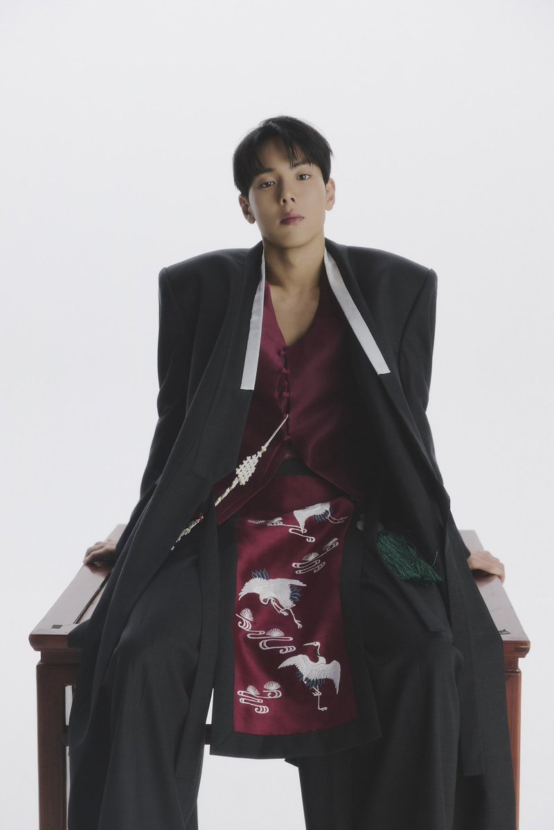 son_aayo's tweet photo. 이렇게 보면 꽤나 가을딥인데 https://t.co/LEkMQJFrC5