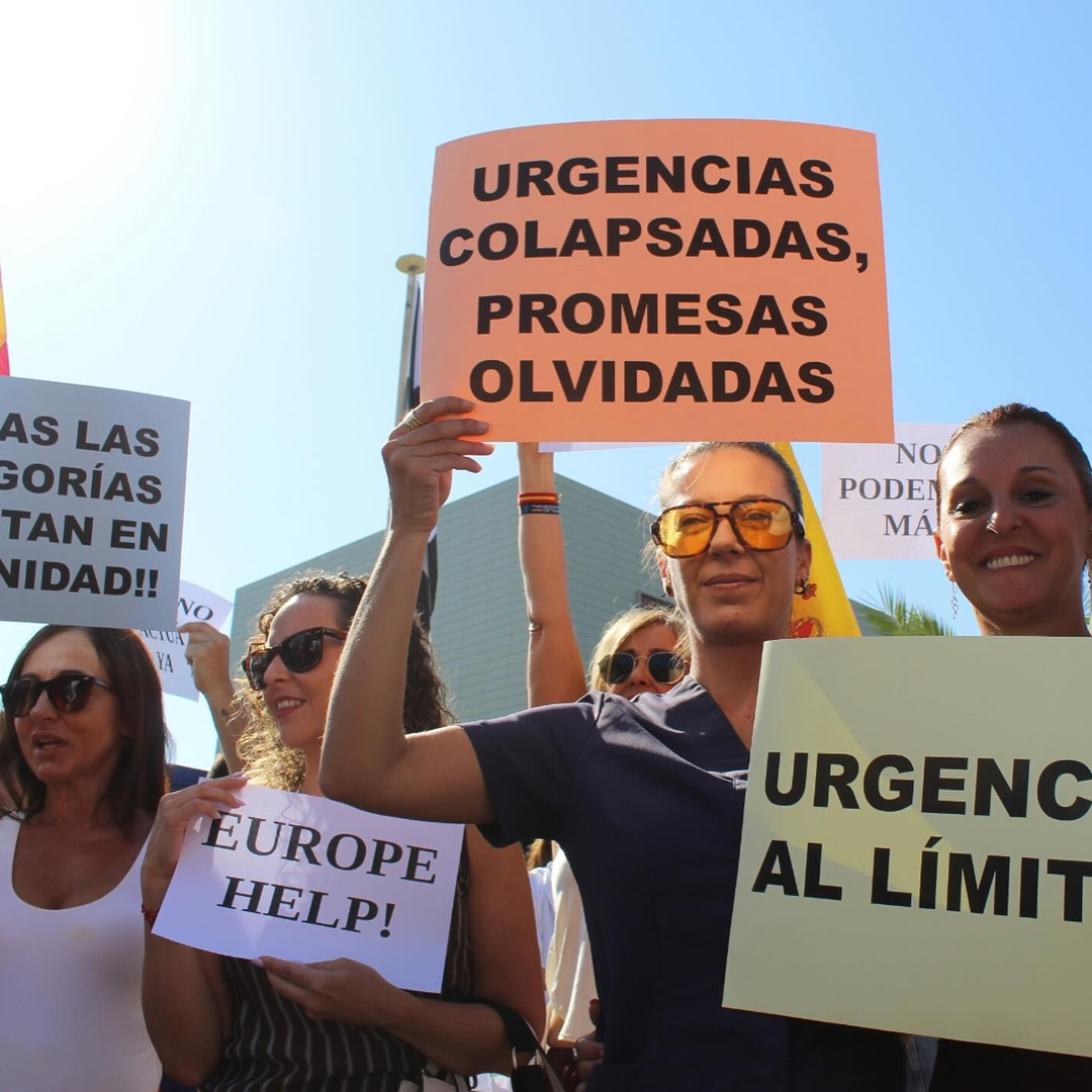 Sindicato_SATSE's tweet photo. ✊ Luchamos por tus derechos 💪
Estas han sido nuestras últimas movilizaciones en defensa de los profesionales de #enfermería y #fisioterapia:

📍 @SATSE_GALICIA sale a las calles por la carrera profesional
📍@SatseCeuta protesta contra la degradación de la sanidad
📍 @SATSECatalunya y @SATSE_Andalucia se concentran contra las últimas agresiones sufridas
📍 Comienzan las movilizaciones de @SATSE_Euskadi para exigir derechos laborales y propuestas concretas