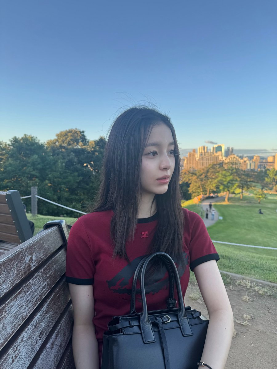jihu07_'s tweet photo. 260924 #박지후 인스타그램 

사랑 가득 추석 👵🏻👴🏻❣️❣️❣️

케꾸 ☁️🏹✨🌙💘 https://t.co/q8HHoAedot
